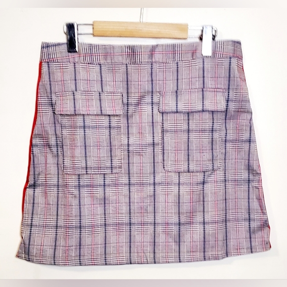 Glam 2pc top and skirt set - Picture 4 of 6